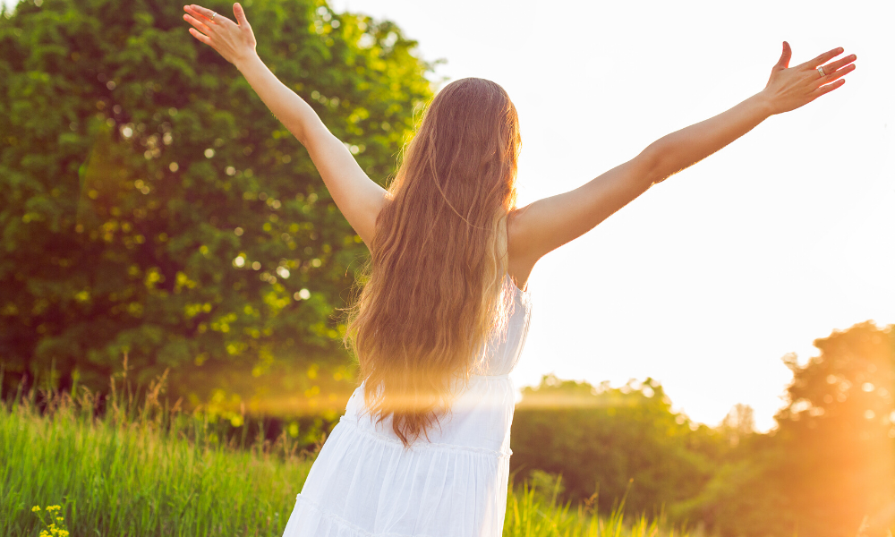 Top tips for your Rosacea-prone skin this Summer!